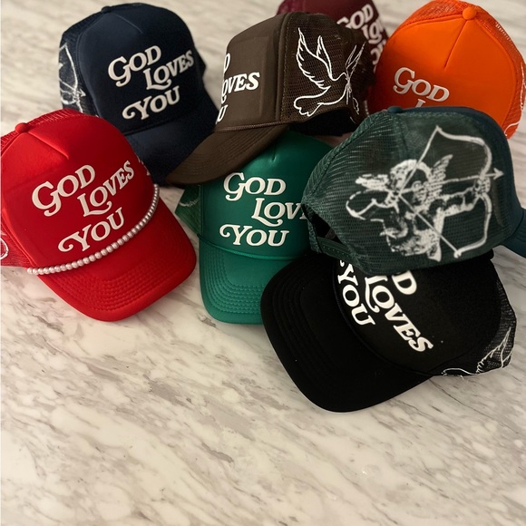 “GOD LOVES YOU” Trucker hats - Picture 9 of 17